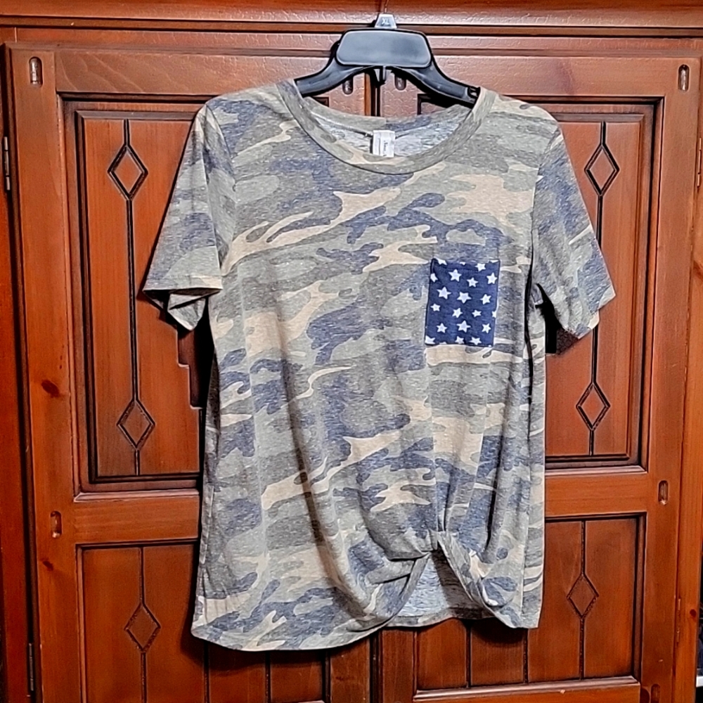Womens Now N Forever, lg, top, camo, stars